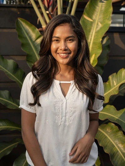 Thanya, 26, Thailand - Loves cooking Thai cuisine and exploring temples.